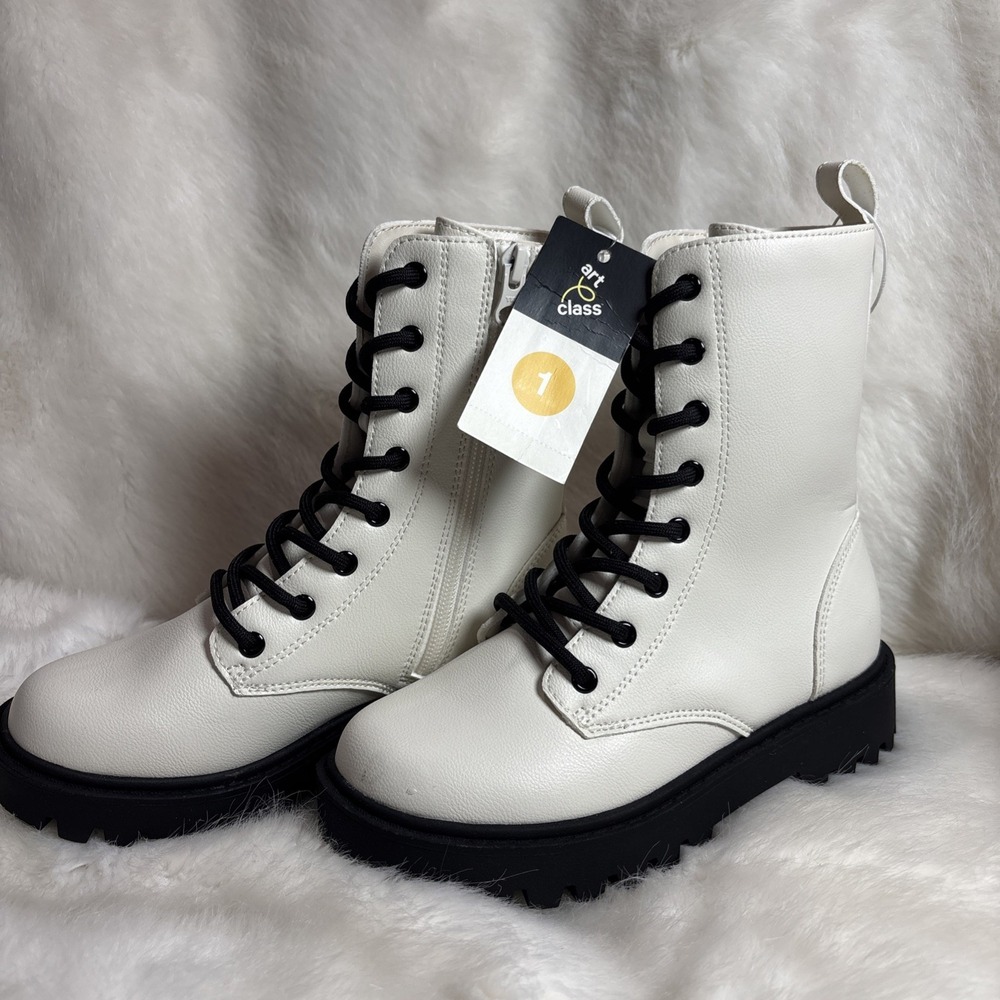 Art Class Girls White SIZE 1 White Lace Up Combat Ankle Boots Chunky Goth NEW